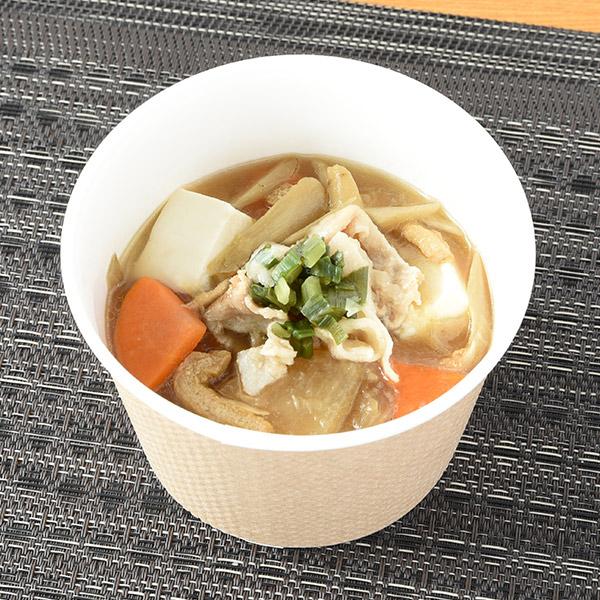 肉と野菜の旨み広がる！豚汁