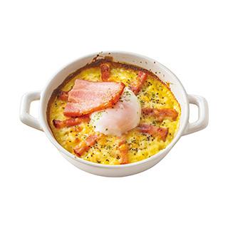 厚切りベーコンと温玉のカルボナーラドリア